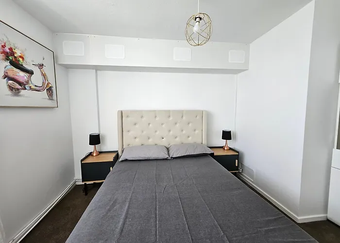 Kemptown Apartments Suite - Central - By The Sea And Brighton Pier